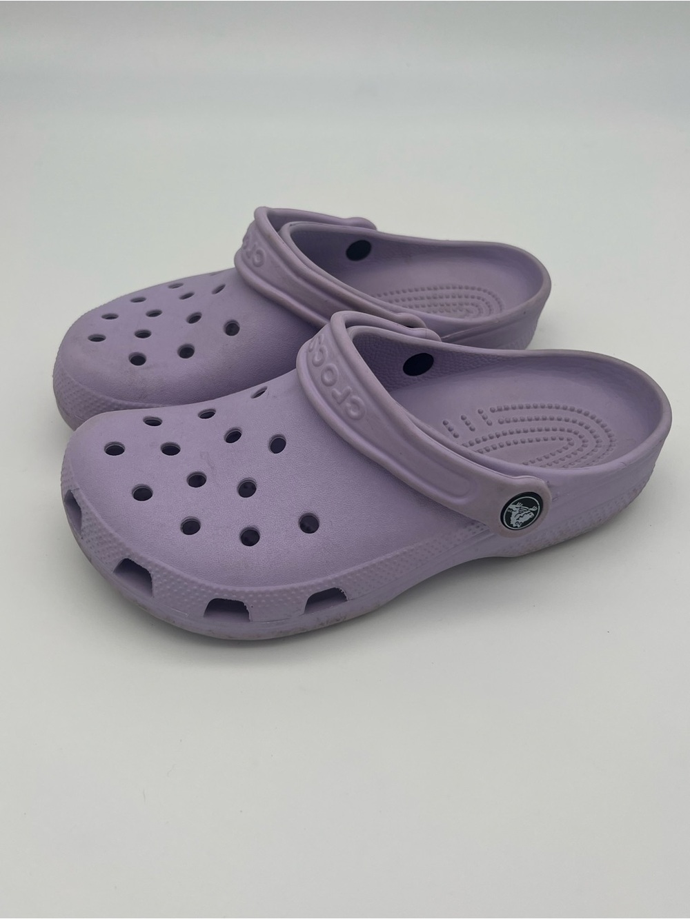 Crocs J3 classic Style Kids size 3 purple Clogs Lavender girls shoes sandals